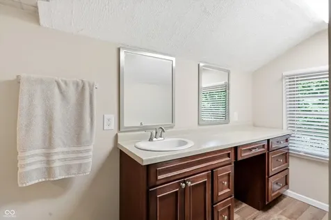 7295 E 108th Street Fishers IN 46038
