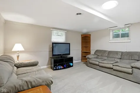 7295 E 108th Street Fishers IN 46038