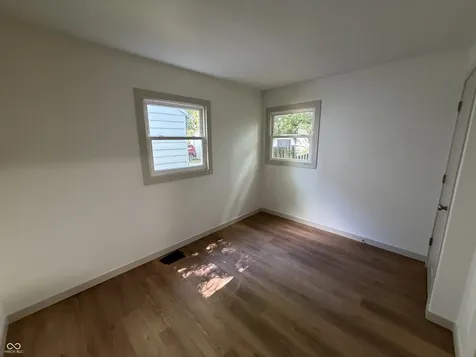 2032 Medford Avenue Indianapolis IN 46222