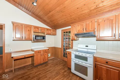 7062 W Christian Drive New Palestine IN 46163