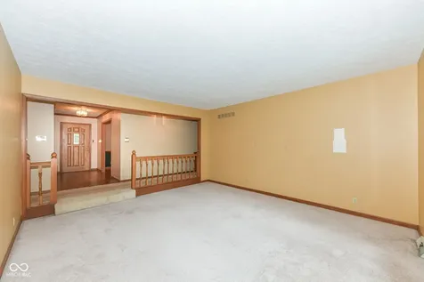 7062 W Christian Drive New Palestine IN 46163
