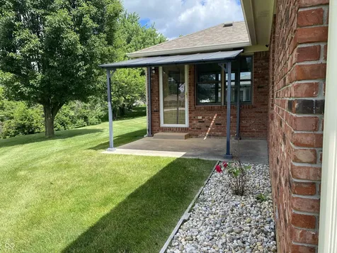 204 Locust Mooresville IN 46158