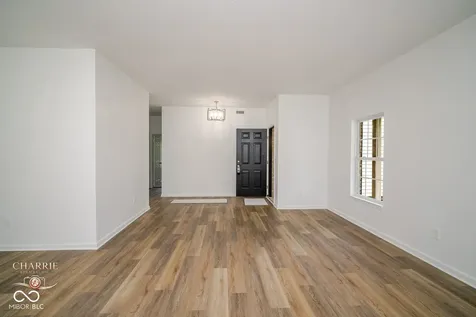 4310 Anne Elizabeth Way Indianapolis IN 46239