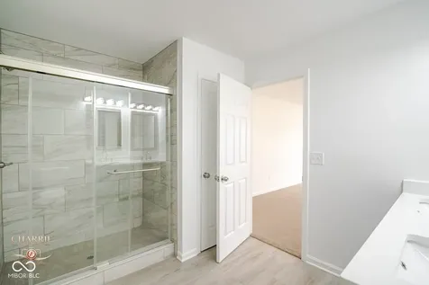4310 Anne Elizabeth Way Indianapolis IN 46239