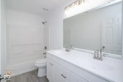 4310 Anne Elizabeth Way Indianapolis IN 46239