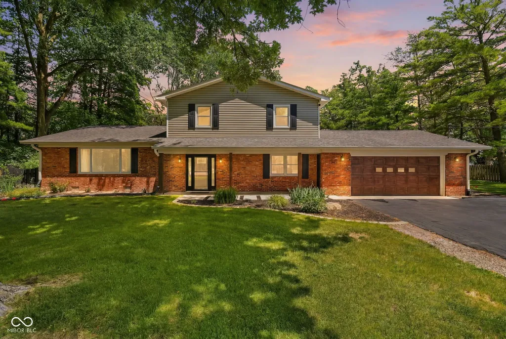 343 N County Road 900 E Avon IN 46123