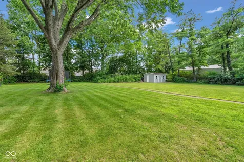 343 N County Road 900 E Avon IN 46123