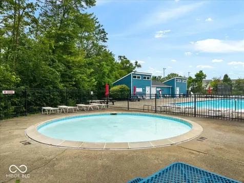 807 Coffee Tree Court Noblesville IN 46062