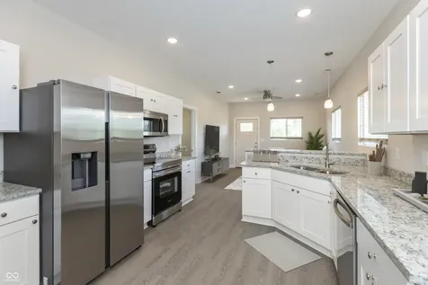 526 N Elder Avenue Indianapolis IN 46222