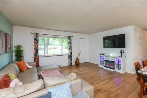 7205 E County Road 200 N Avon IN 46123