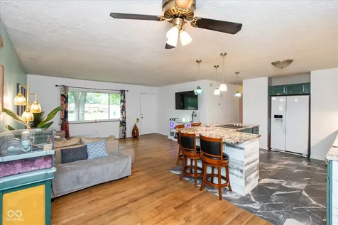 7205 E County Road 200 N Avon IN 46123