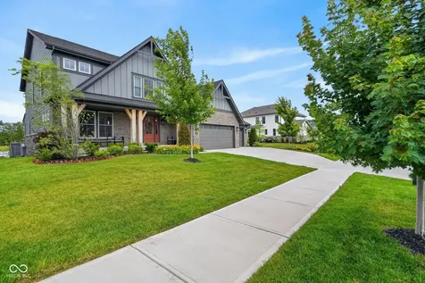 19967 Chatham Green Drive Westfield IN 46074