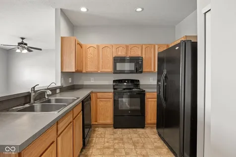 12175 Bubbling Brook Drive Fishers IN 46038