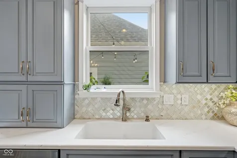 12815 Forsyth Street Carmel IN 46032
