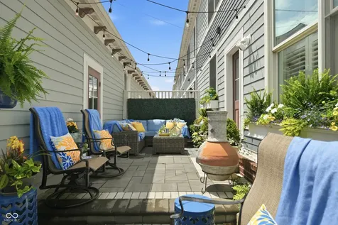 12815 Forsyth Street Carmel IN 46032