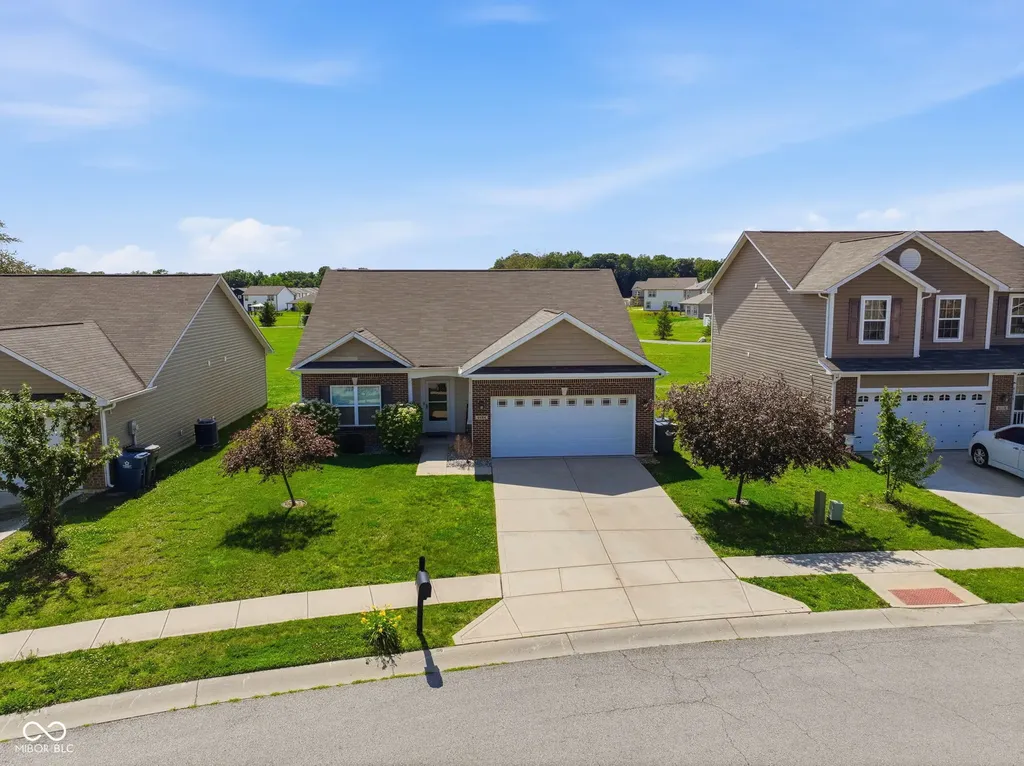 6124 Emerald Commons Drive Indianapolis IN 46221