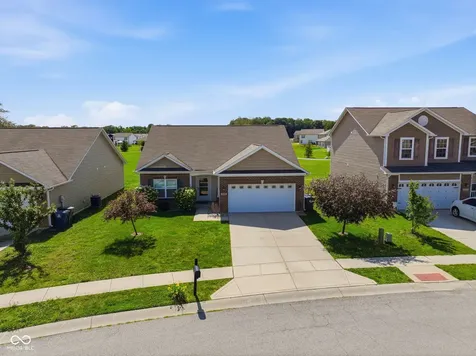 6124 Emerald Commons Drive Indianapolis IN 46221