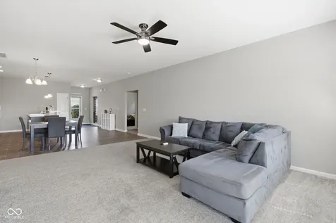 6124 Emerald Commons Drive Indianapolis IN 46221