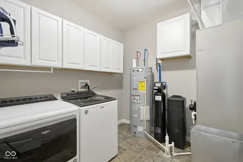 6124 Emerald Commons Drive Indianapolis IN 46221