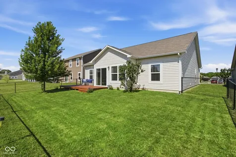 6124 Emerald Commons Drive Indianapolis IN 46221