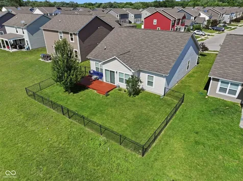6124 Emerald Commons Drive Indianapolis IN 46221