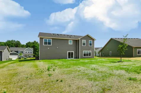 8657 Meadowlands Court Plainfield IN 46168