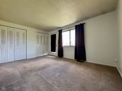 113 Greenwood Trail N Greenwood IN 46142