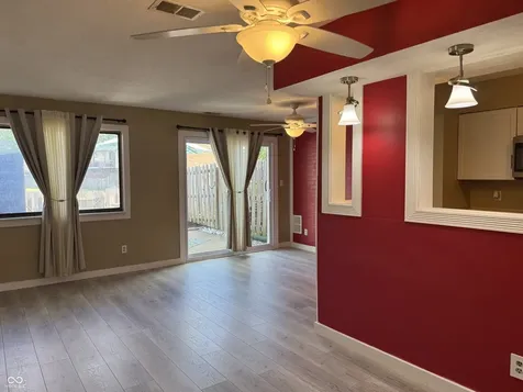 113 Greenwood Trail N Greenwood IN 46142