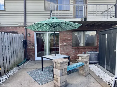 113 Greenwood Trail N Greenwood IN 46142