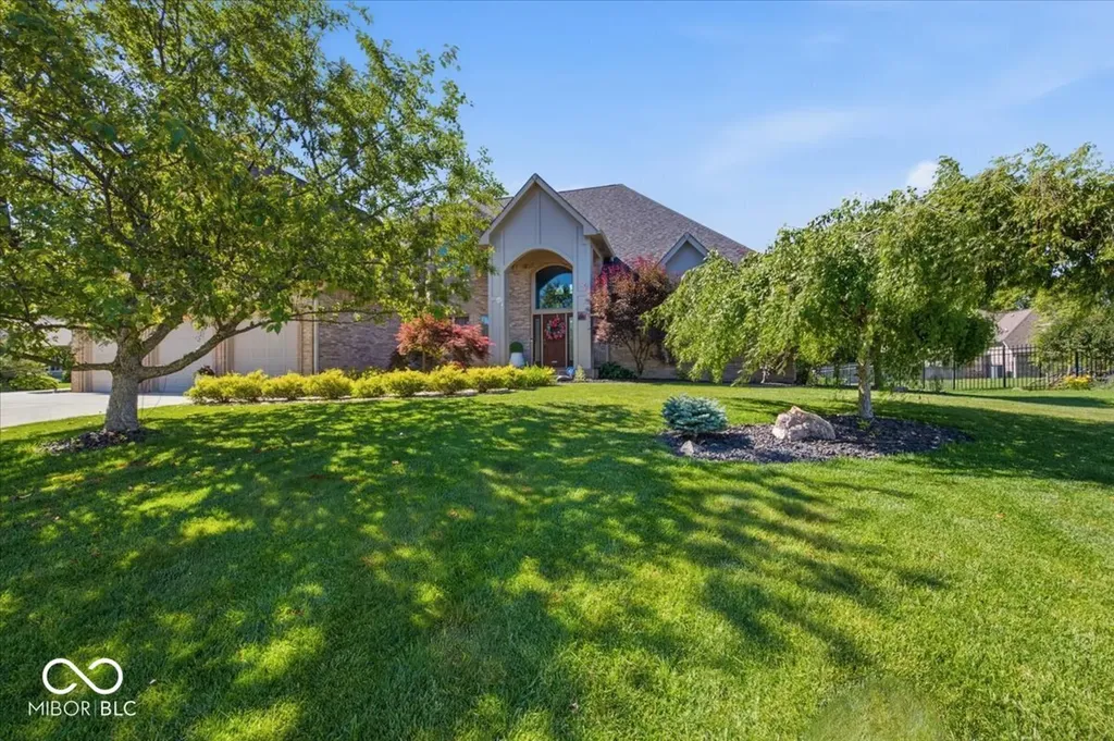 1918 Thistle Court Avon IN 46123