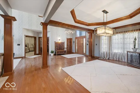 1918 Thistle Court Avon IN 46123