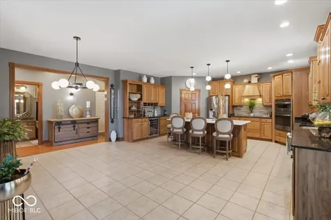 1918 Thistle Court Avon IN 46123
