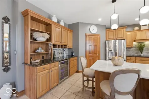 1918 Thistle Court Avon IN 46123