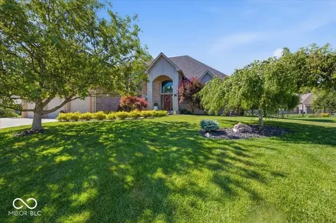 1918 Thistle Court Avon IN 46123