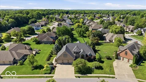 1918 Thistle Court Avon IN 46123