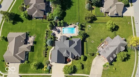 1918 Thistle Court Avon IN 46123