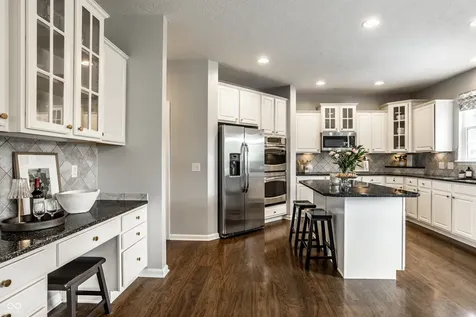 2515 Boylston Court Zionsville IN 46077