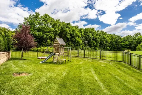 2515 Boylston Court Zionsville IN 46077