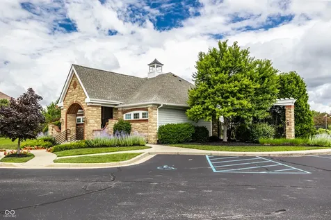 2515 Boylston Court Zionsville IN 46077