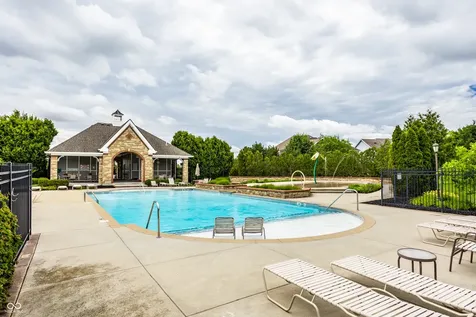 2515 Boylston Court Zionsville IN 46077