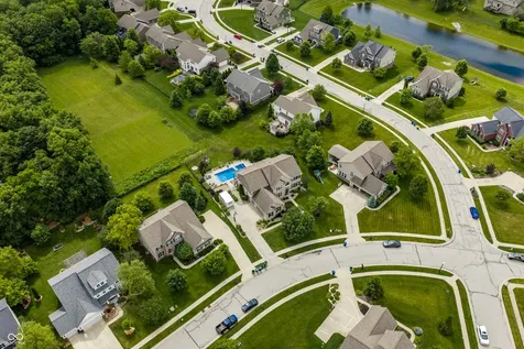 2515 Boylston Court Zionsville IN 46077
