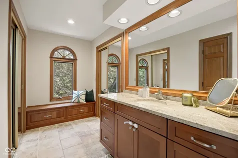 12133 Pearl Bay Ridge Indianapolis IN 46236