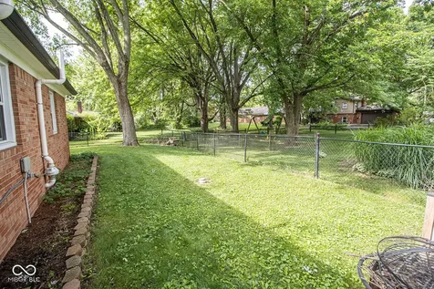 820 Fenster Court Indianapolis IN 46234