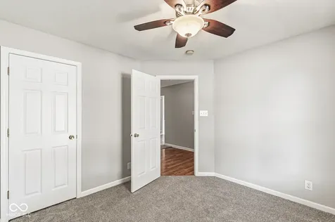 5327 Twin Bridge Boulevard Indianapolis IN 46239