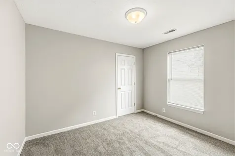5327 Twin Bridge Boulevard Indianapolis IN 46239