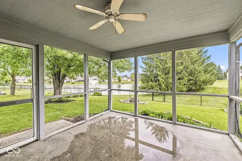 5327 Twin Bridge Boulevard Indianapolis IN 46239