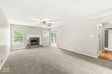 5327 Twin Bridge Boulevard Indianapolis IN 46239