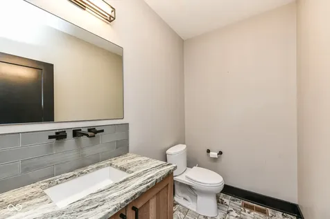 1614 S East Street Indianapolis IN 46225