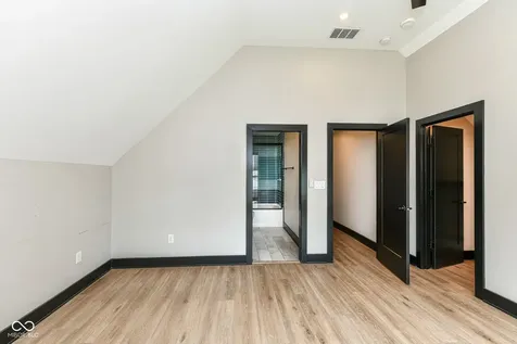1614 S East Street Indianapolis IN 46225