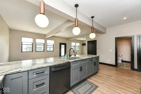 1614 S East Street Indianapolis IN 46225